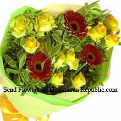 De belles gerberas rouges et des roses jaunes